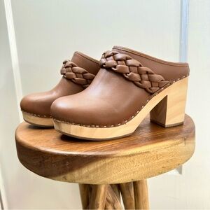 Brown Dolce Vita mules